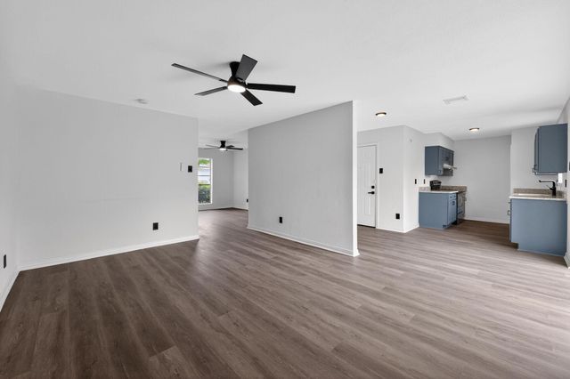 302 Independence Drive, Garland, TX 75043