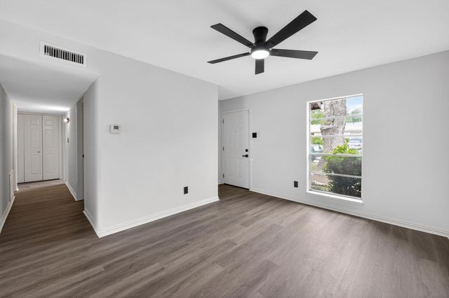 302 Independence Drive, Garland, TX 75043