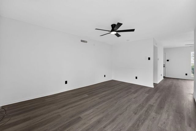 302 Independence Drive, Garland, TX 75043