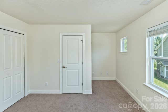 123 Foxden Drive 204, Fletcher, NC 28732