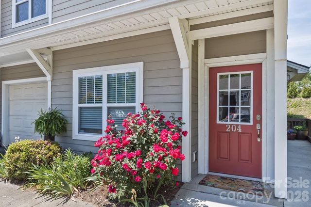 123 Foxden Drive 204, Fletcher, NC 28732