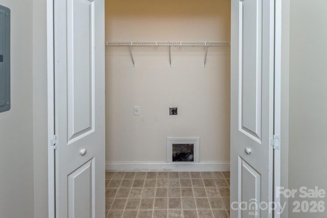123 Foxden Drive 204, Fletcher, NC 28732