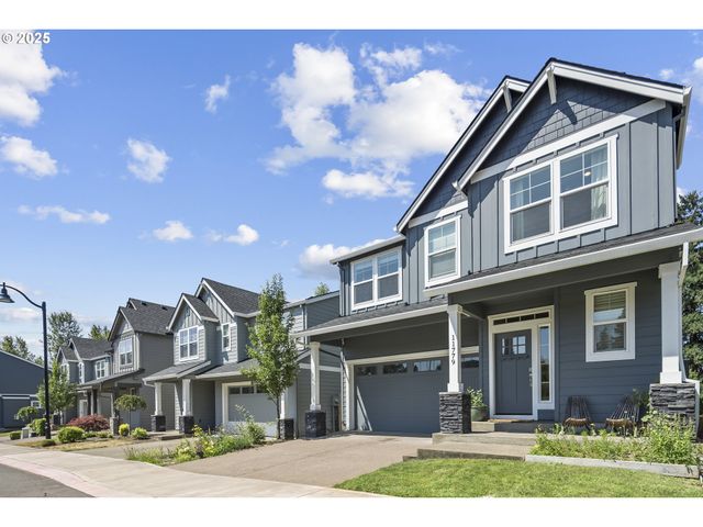 11779 Se WHITE TAIL Dr, Happy Valley, OR 97086