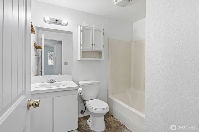3713 SW 338th Place, Federal Way, WA 98023