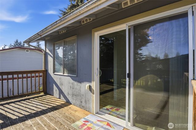 3713 SW 338th Place, Federal Way, WA 98023