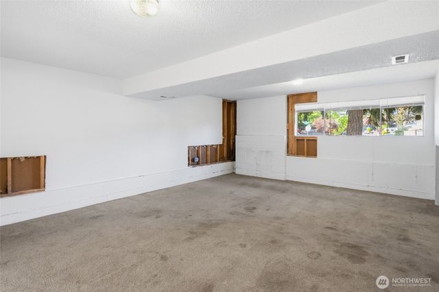 3713 SW 338th Place, Federal Way, WA 98023