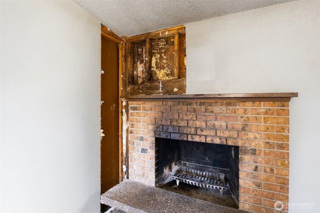 3713 SW 338th Place, Federal Way, WA 98023