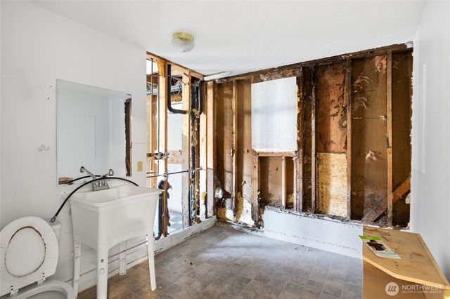 3713 SW 338th Place, Federal Way, WA 98023