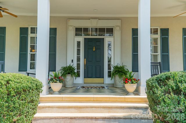 126 Patience Place Lane, Mooresville, NC 28117