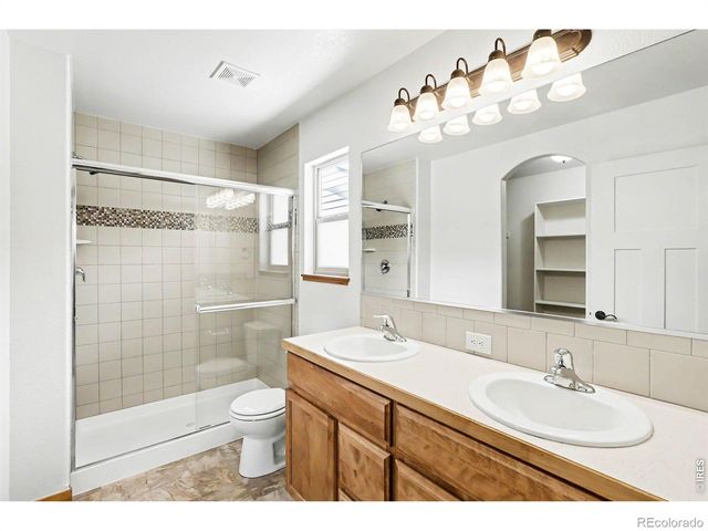 655 S Mountain View Drive, Eaton, CO 80615