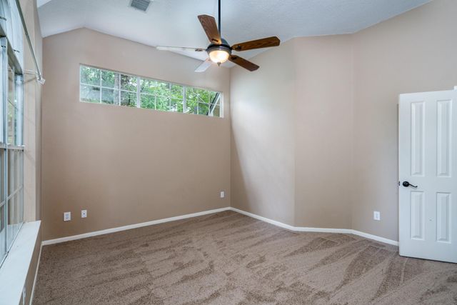 66 Lakeridge Court, The Woodlands, TX 77381