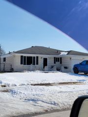 38270 Steede Street, Sterling Heights, MI 48310