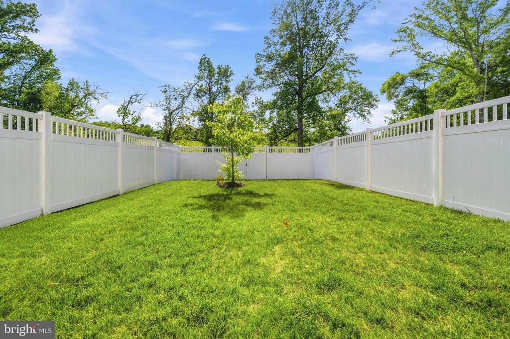 Image 22 of property listing at 3837 POLO PL, Upper Marlboro, MD 20772