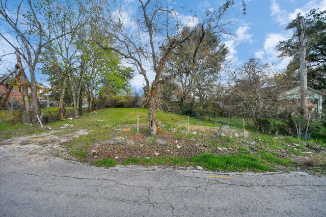 2414 Kirk Street, Houston, TX 77026