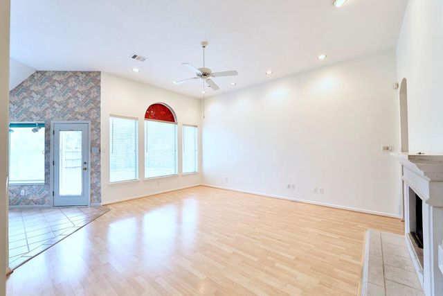 4006 Perry Knoll Court, Sugar Land, TX 77479