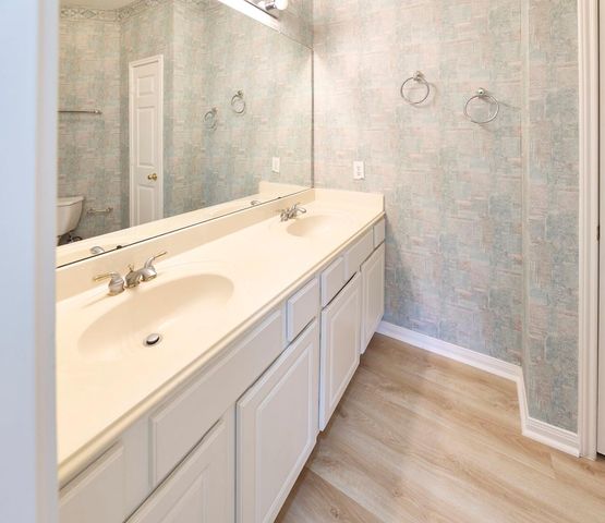 4006 Perry Knoll Court, Sugar Land, TX 77479