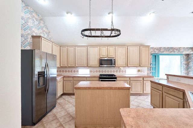 4006 Perry Knoll Court, Sugar Land, TX 77479