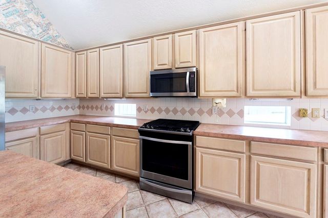 4006 Perry Knoll Court, Sugar Land, TX 77479