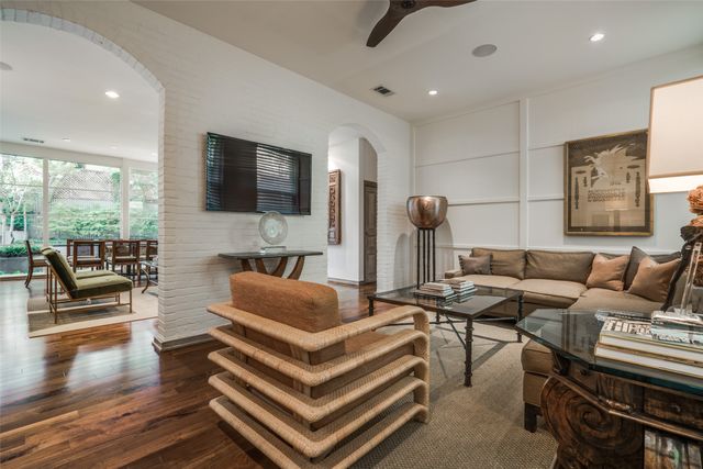 3610 Congress Avenue, Dallas, TX 75219