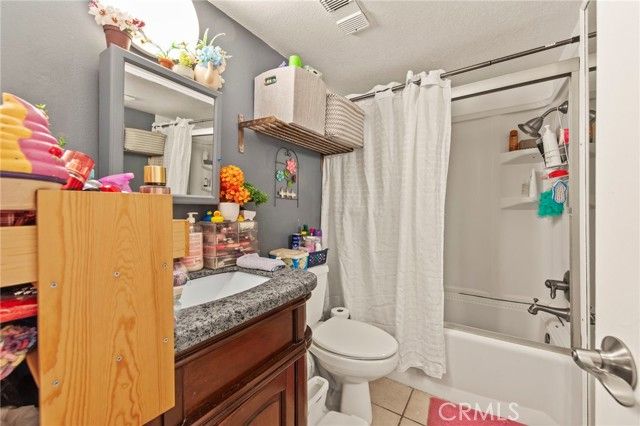 25027 Peachland Avenue 260, Newhall (santa Clarita), CA 91321