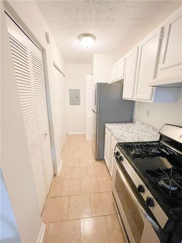 621 Windchase Lane, Stone Mountain, GA 30083