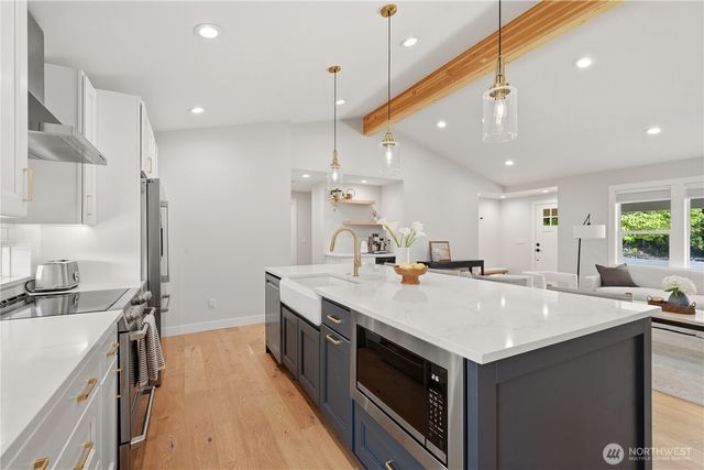 707 11th Avenue, Milton, WA 98354