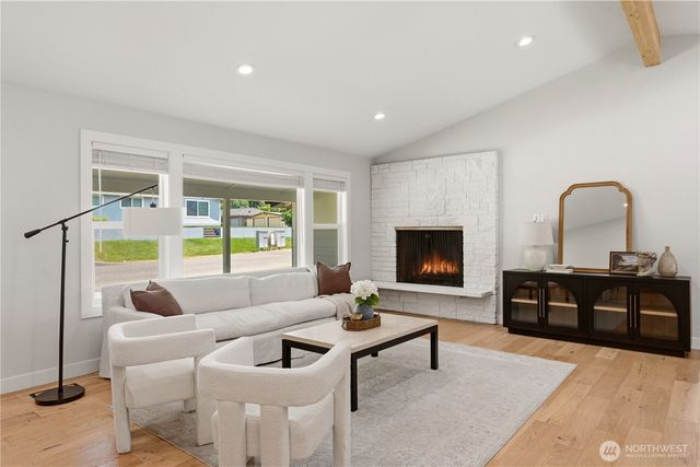 707 11th Avenue, Milton, WA 98354