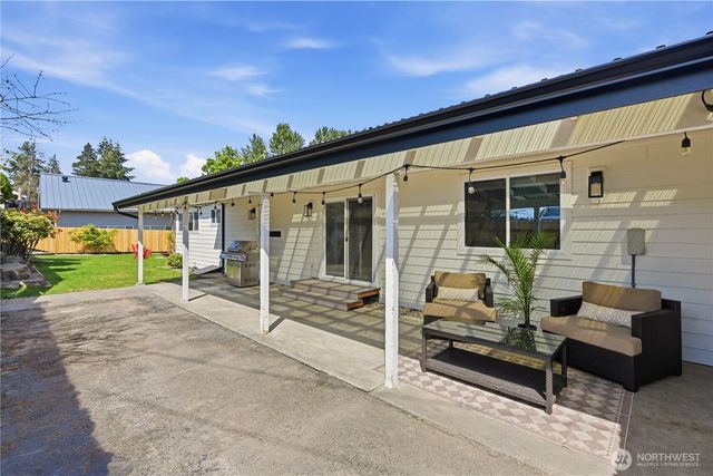 707 11th Avenue, Milton, WA 98354