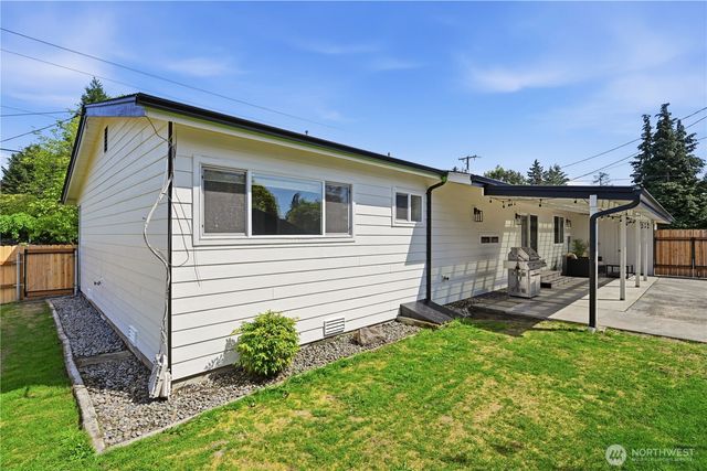 707 11th Avenue, Milton, WA 98354
