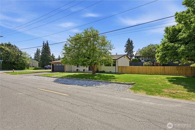 707 11th Avenue, Milton, WA 98354