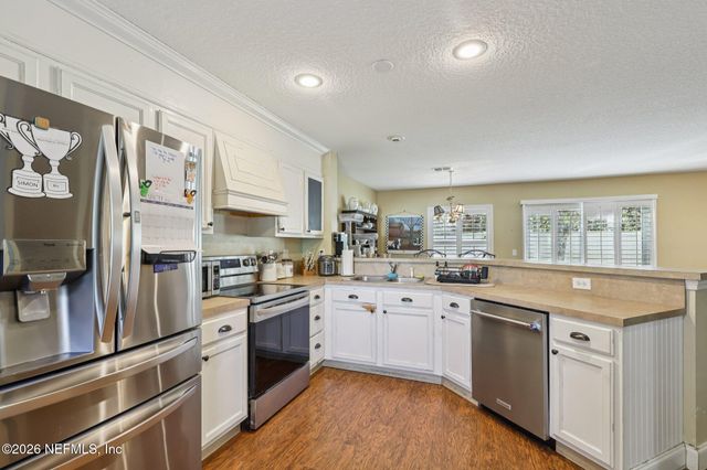 2370 WOOD HOLLOW Lane B, Fleming Island, FL 32003