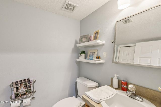 2370 WOOD HOLLOW Lane B, Fleming Island, FL 32003