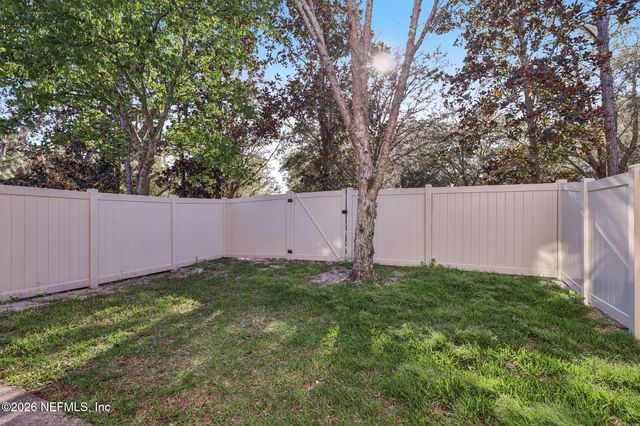 2370 WOOD HOLLOW Lane B, Fleming Island, FL 32003