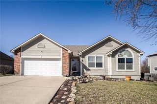 504 SW BOBCAT Street, Oak Grove, MO 64075