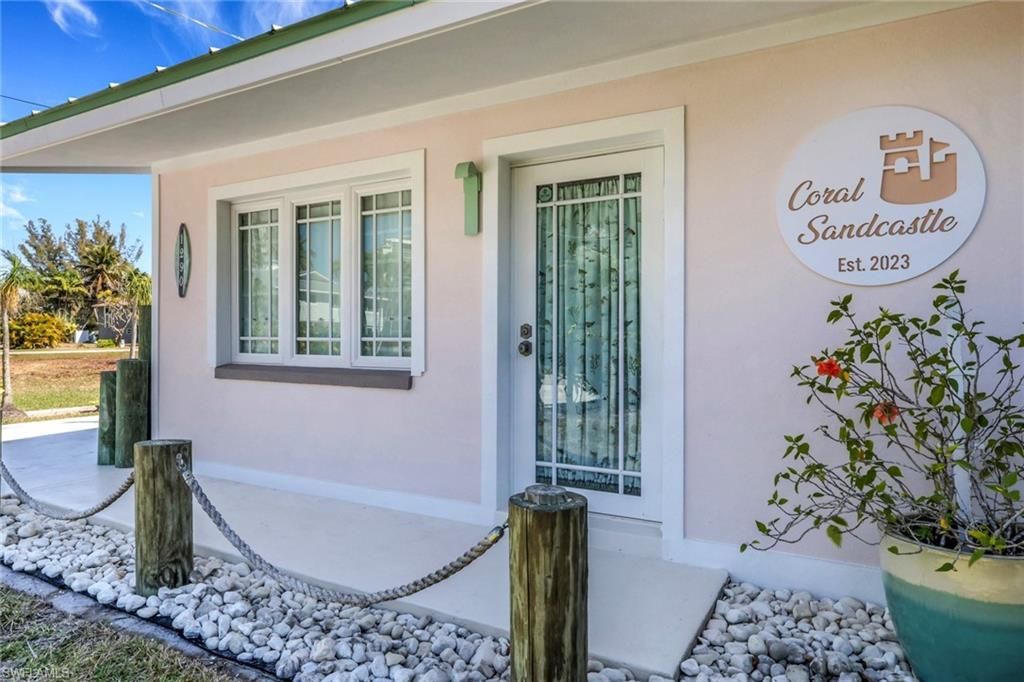 1290 Venetian WAY, NAPLES, FL 34110 — photo 4