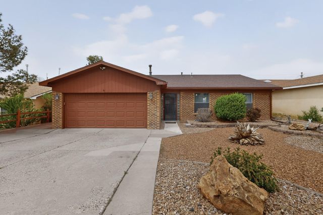 203 Monte Largo Drive NE, Albuquerque, NM 87123