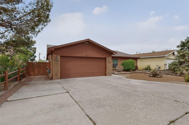 203 Monte Largo Drive NE, Albuquerque, NM 87123