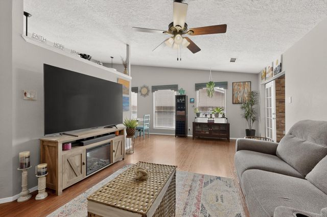 203 Monte Largo Drive NE, Albuquerque, NM 87123