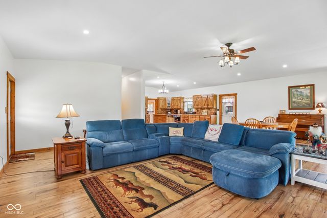6070 E County Road 200 N, Avon, IN 46123