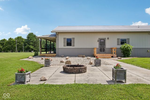 6070 E County Road 200 N, Avon, IN 46123