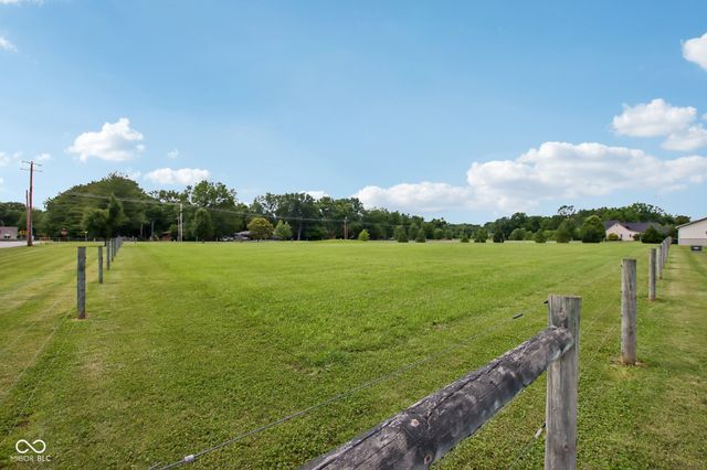 6070 E County Road 200 N, Avon, IN 46123