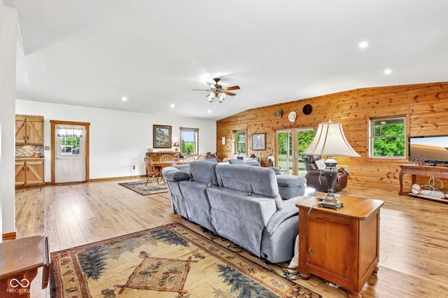 6070 E County Road 200 N, Avon, IN 46123