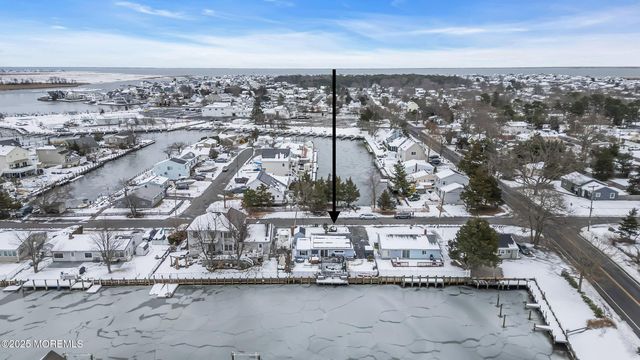 703 Chesapeake Drive, Forked River, NJ 08731