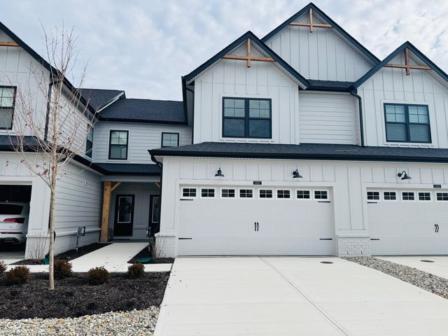 17467 Ebling Trail 3302, Westfield, IN 46062