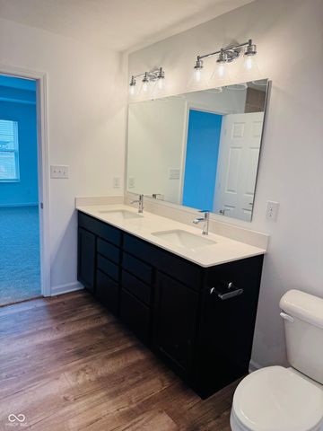 17467 Ebling Trail 3302, Westfield, IN 46062