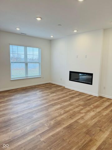 17467 Ebling Trail 3302, Westfield, IN 46062