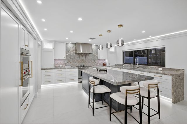 3316 NE 37th Street, Fort Lauderdale, FL 33308