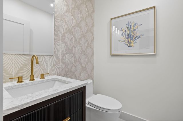 3316 NE 37th Street, Fort Lauderdale, FL 33308