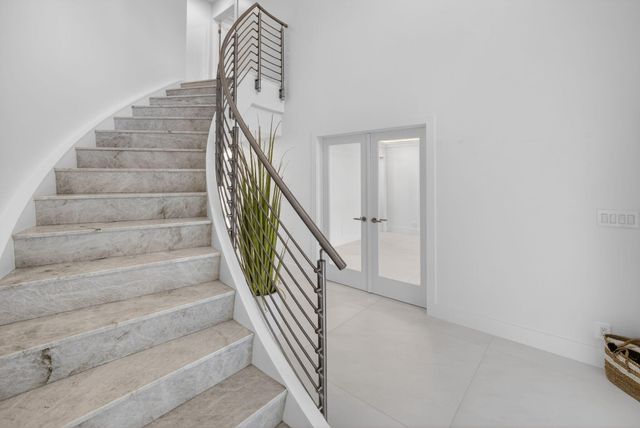 3316 NE 37th Street, Fort Lauderdale, FL 33308