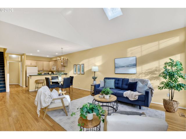 4714 Sw 2ND Ct, Portland, OR 97239